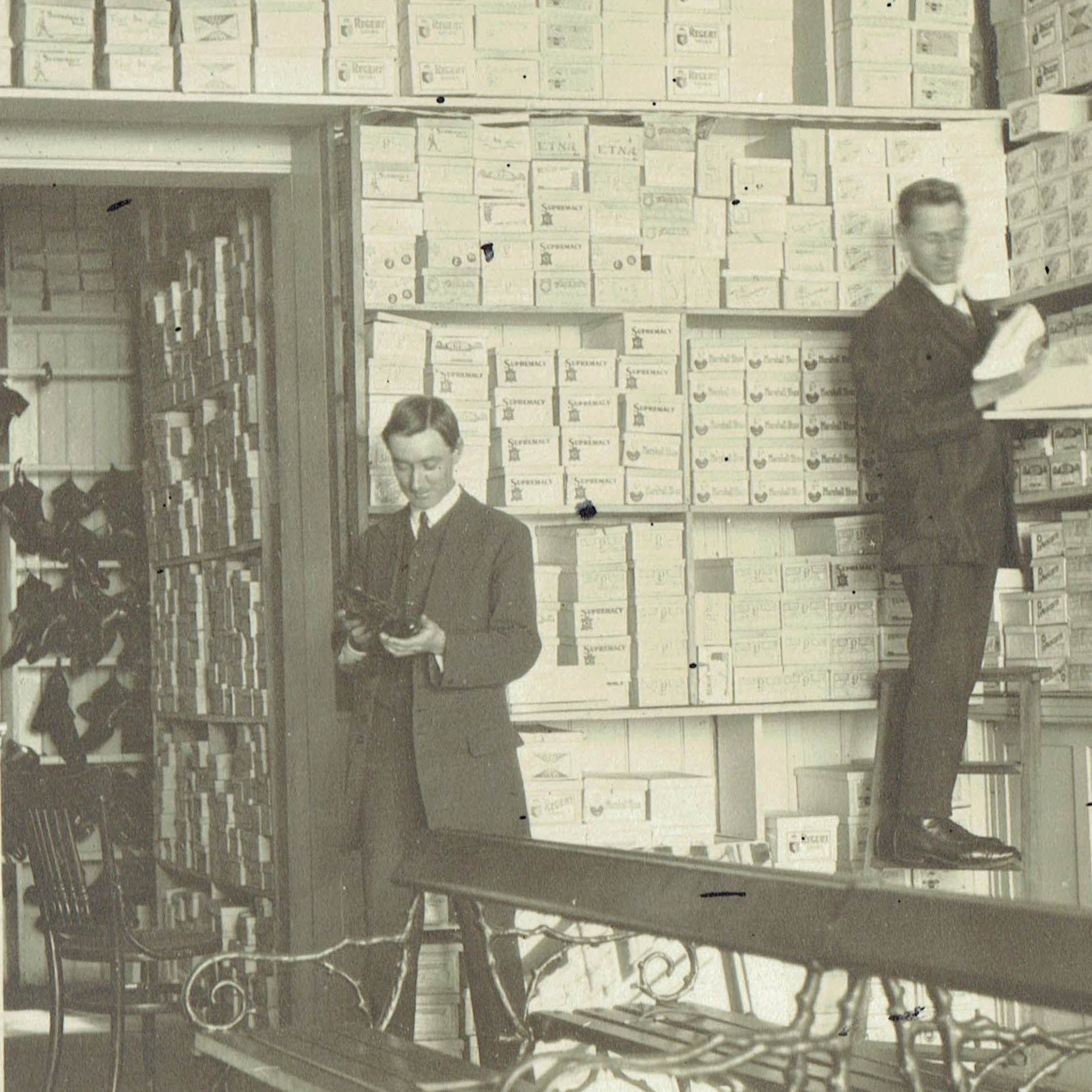 Grundy's Shoes 1920